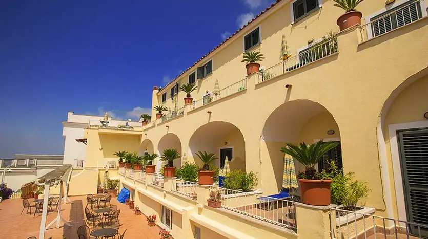 Hotel Terme Saint Raphael Ischia, la struttura